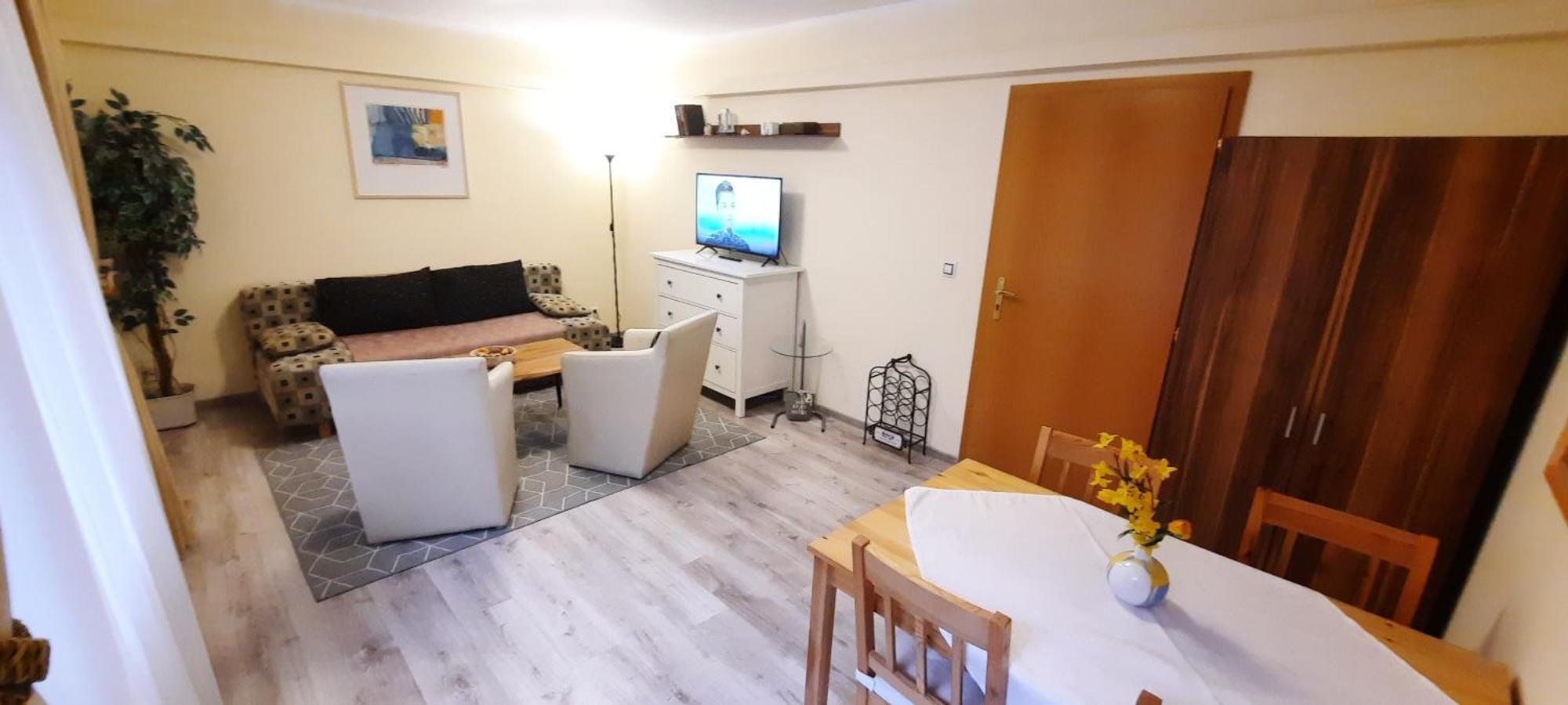 Pool Apartments Karlsbad Eksteriør billede